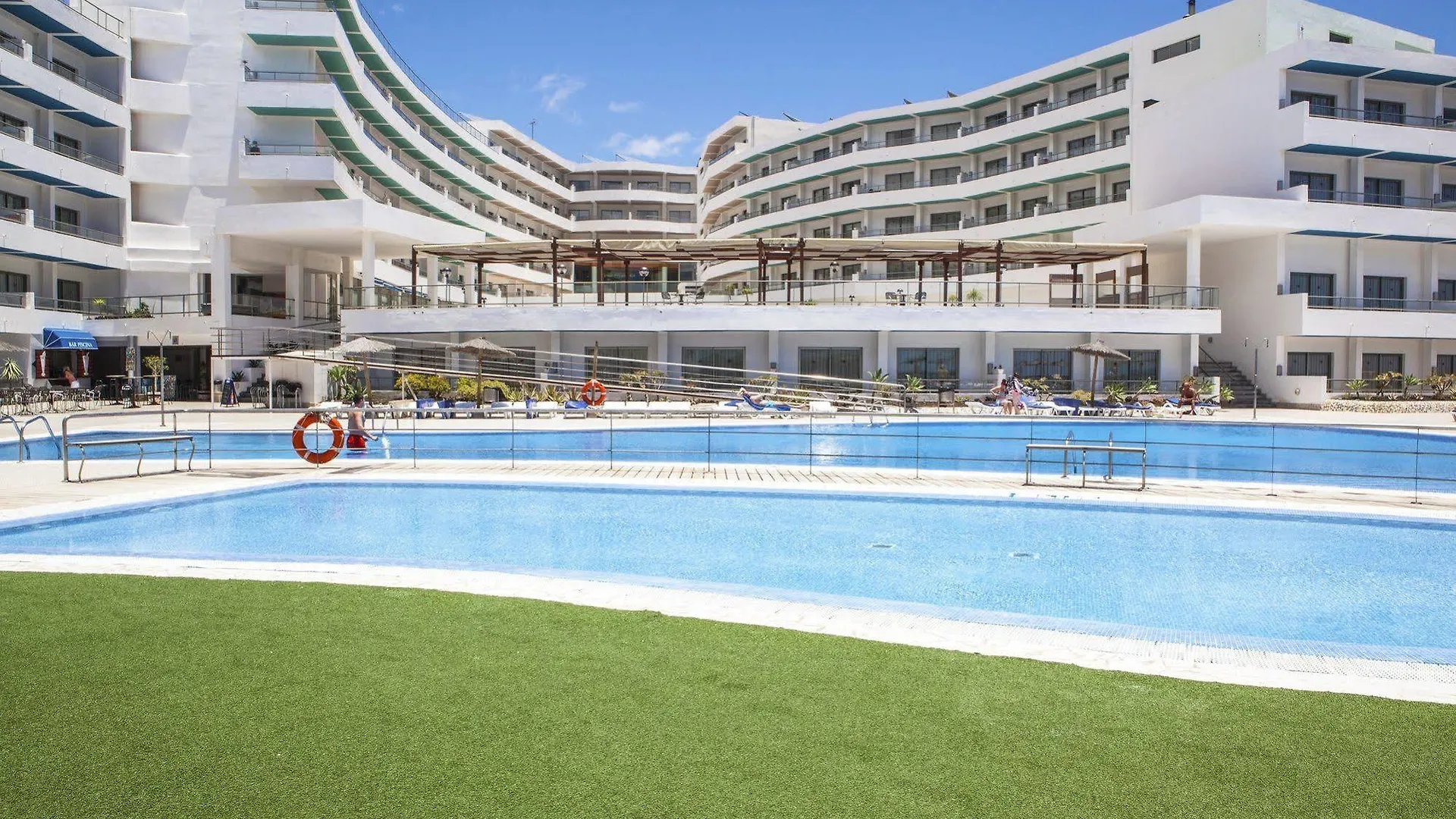 فندق Aguamarina Golf Apartments غولف ديل سور